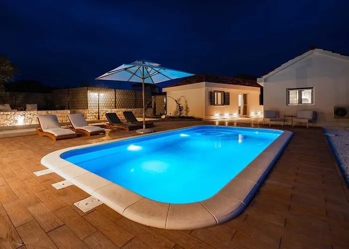 Villa Hidden Gem By Aneo Travel