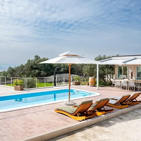 Hidden Gem By Aneo Travel تروغير